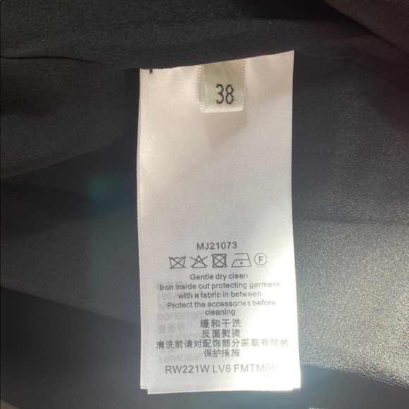 Louis Vuitton Black and White Polka Dot Long Sleeve Silk Dress (L) - Picture 7 of 12